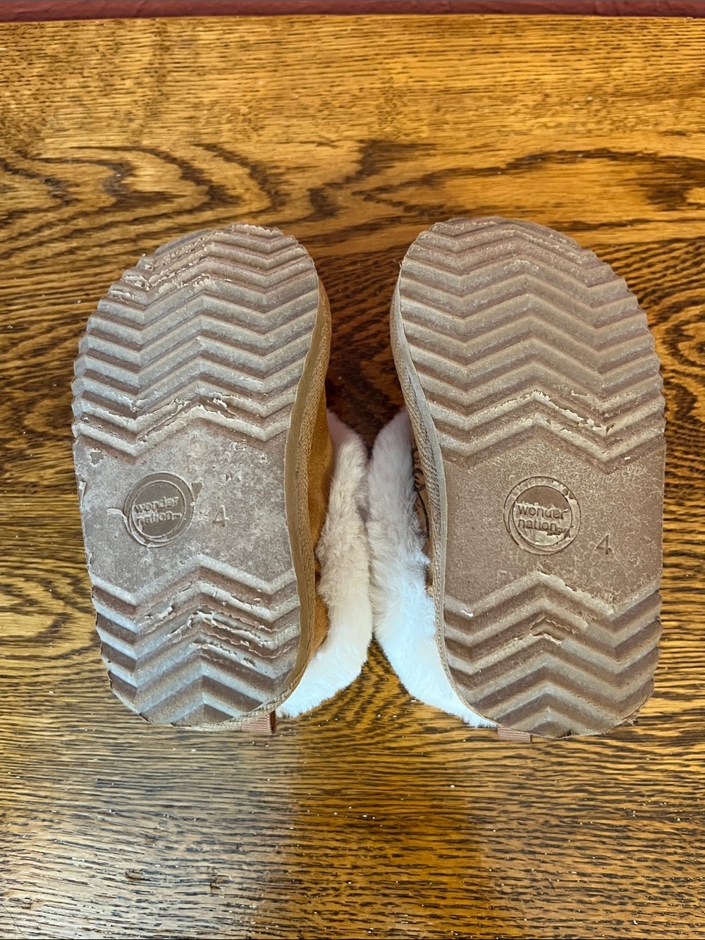 Custom slippers - Picture 3 of 3